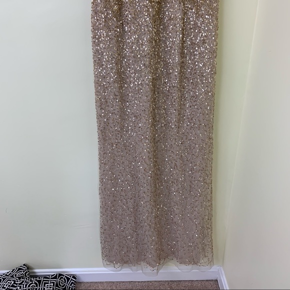 Aidan Mattox Ombre Sequin Column Gown Light Gold / Nude Size 4 - Picture 4 of 16